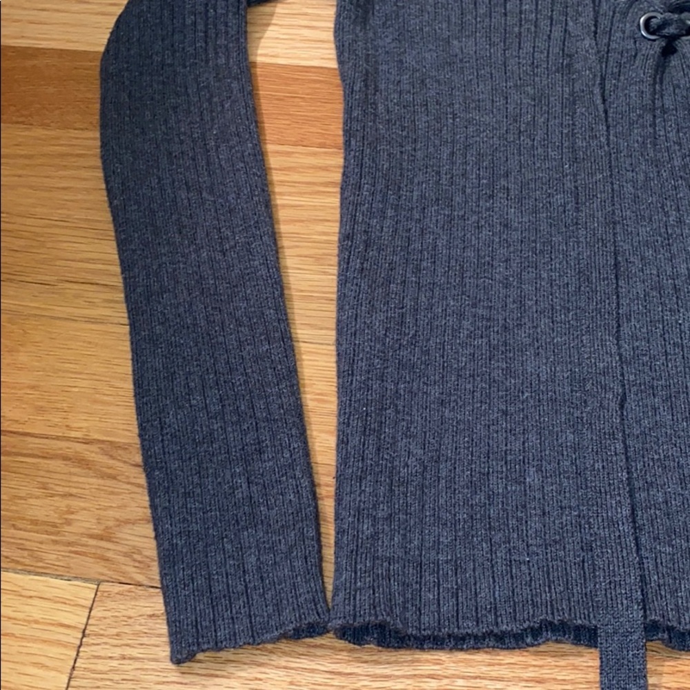 HOLLISTER Sweater - Picture 4 of 9